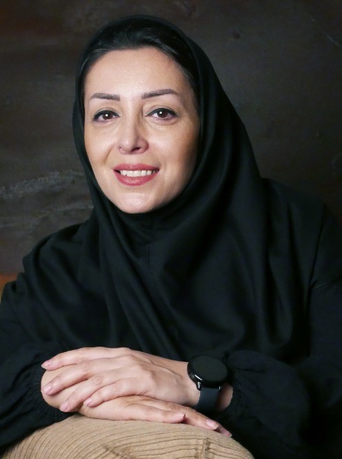 مریم منصوری